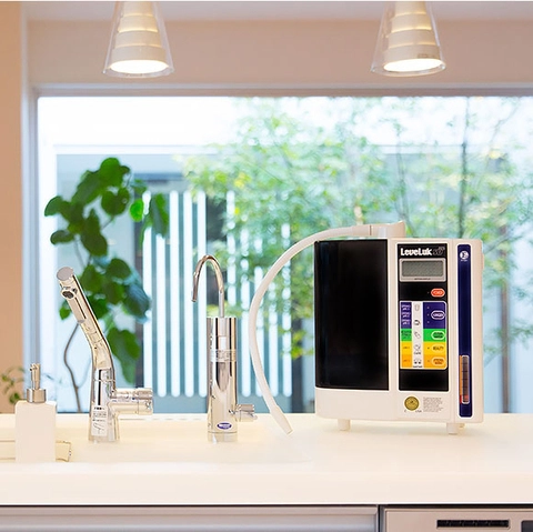 Máy lọc nước điện giải Kangen SD501